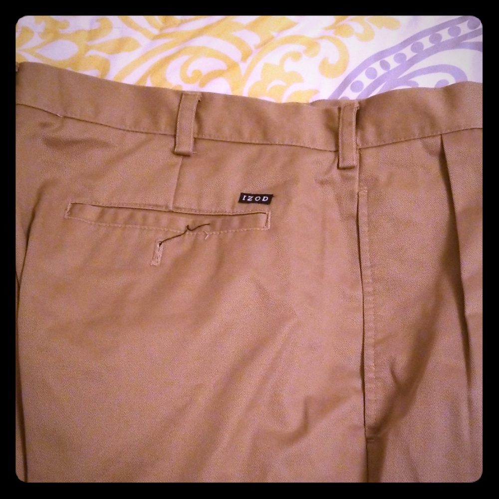 New without tags izod khakis